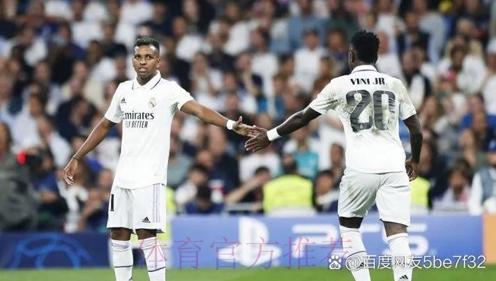 世体: 相比离开 阿森西奥和塞巴略斯都更接近留皇马 世体: 相比离开 阿森西奥和塞巴略斯都更接近留皇马